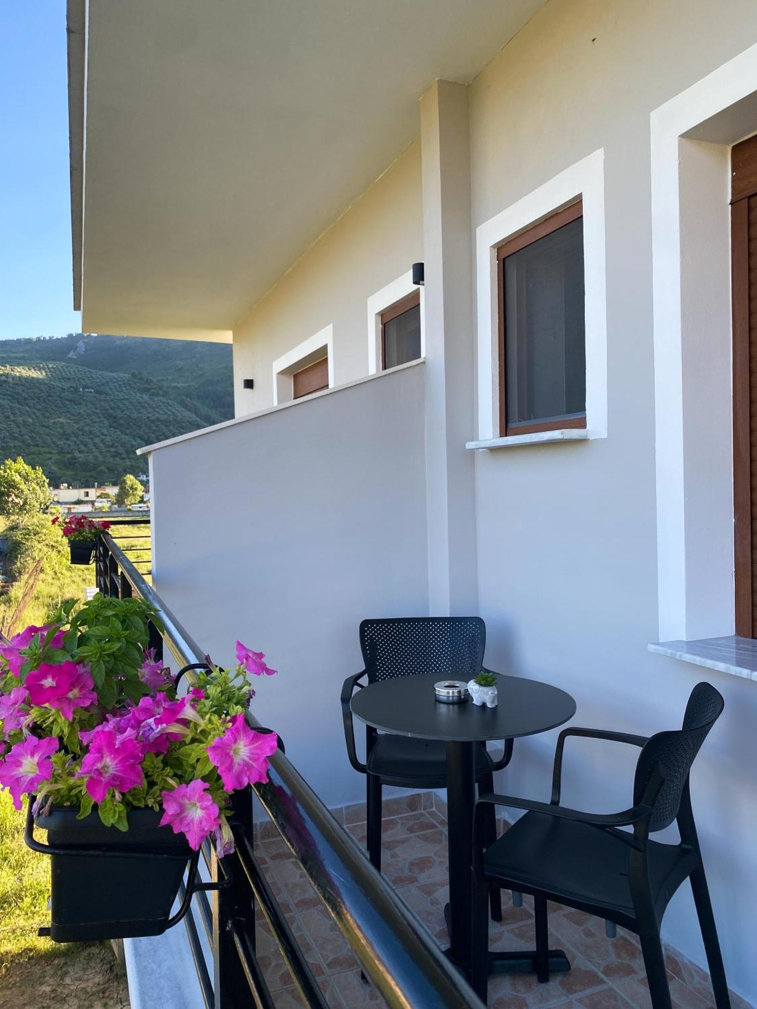 Villa Tabaku Берат Экстерьер фото